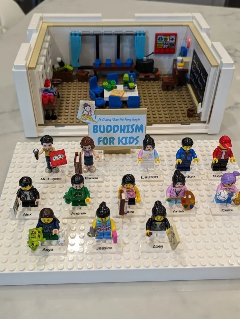 Buddhism for Kids at Hsi Fang Temple Brick Set