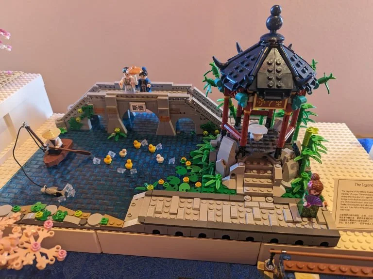 Legend of the White Snake Brick Set
