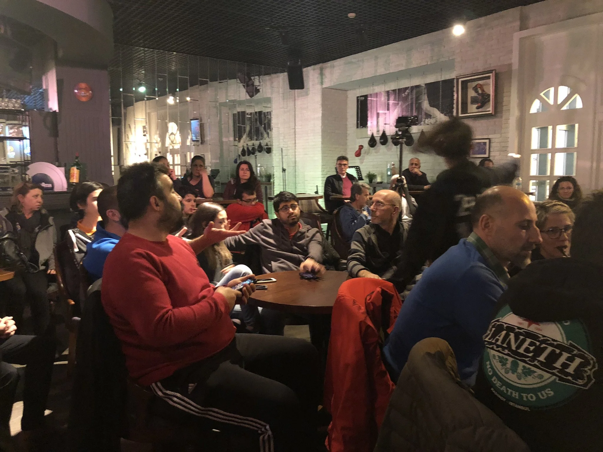 Giving bowlers clinic Ankara , Turkey 2019.JPEG