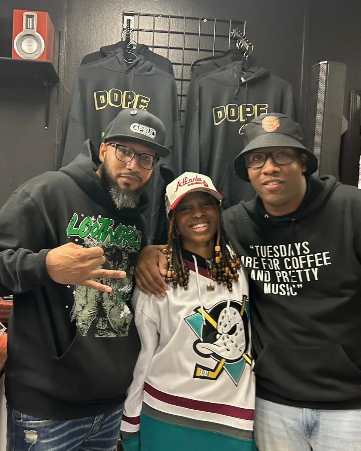 Les Compagnons: Dimelo 