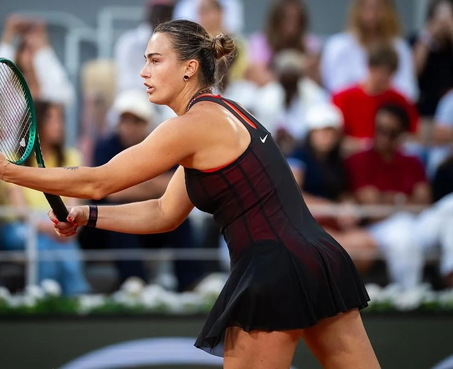 Aryna_Sabalenka_-_Roland_Garros_2026_-_Day_9-DSC_2398A_xgaplus.jpg