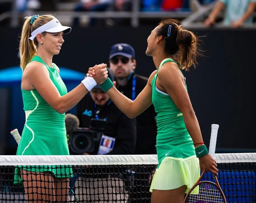 Katie_Boulter_Qinwen_Zheng_-_2024_Australian_Open_-_Day_5-DSC_1747_xgaplus.jpg