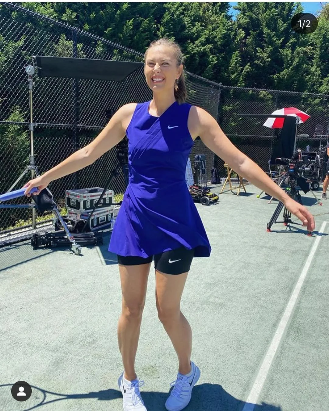 This MADE MY DAY! Maria wearing her Wimbledon dress in the Blue color way. So happy she’s wearin.jpg