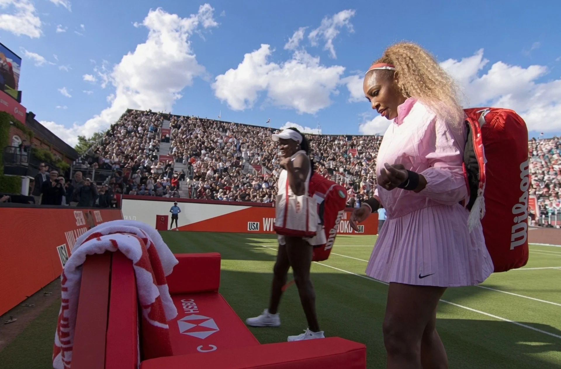 serena-williams-victoria-mboko-queens-club-2026-comeback.webp