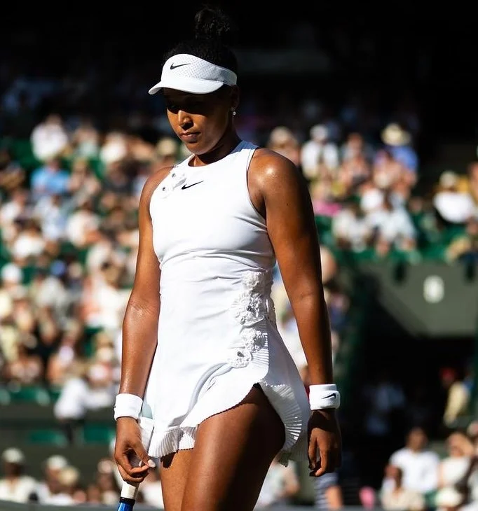 Naomi_Osaka_-_Wimbledon_Championships_2026_-_Day_9-DSC_9025_xgaplus.jpg