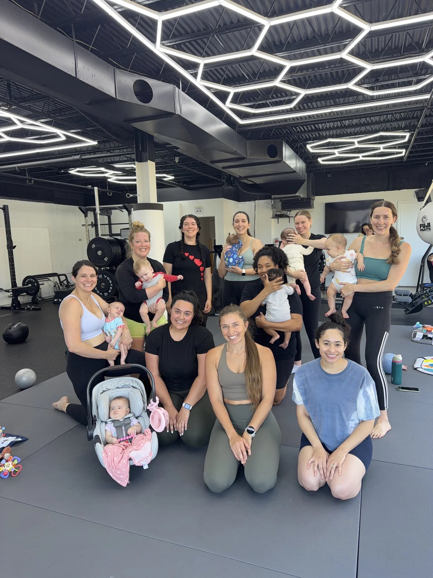 Your Pelvic Floor After Birth: Leaking, Heaviness and When to See a Pelvic Floor PT