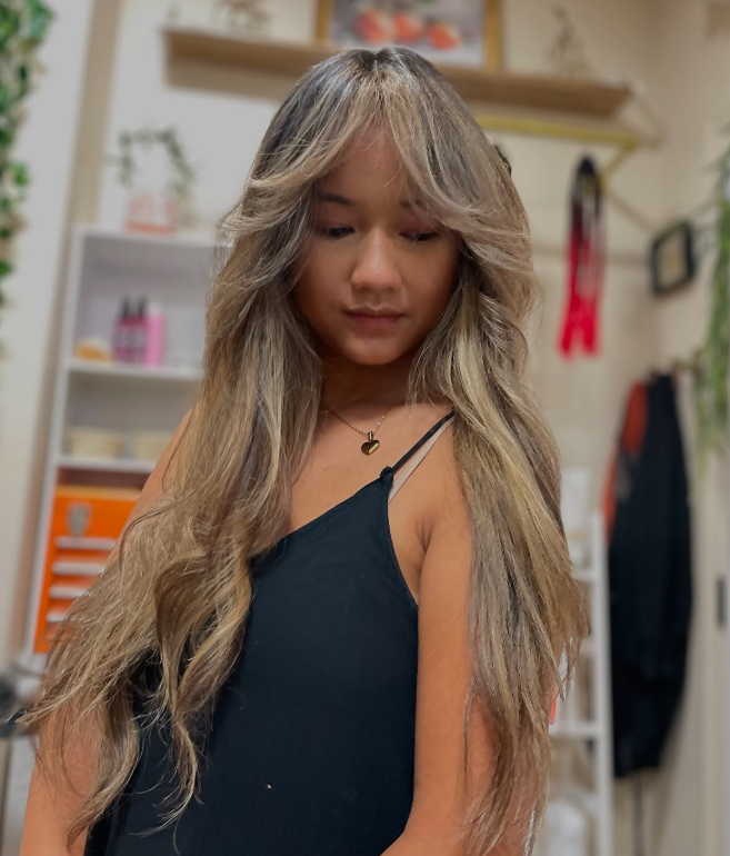 Healthy blong babylight refresh on long blonde hair at BombChelleHair