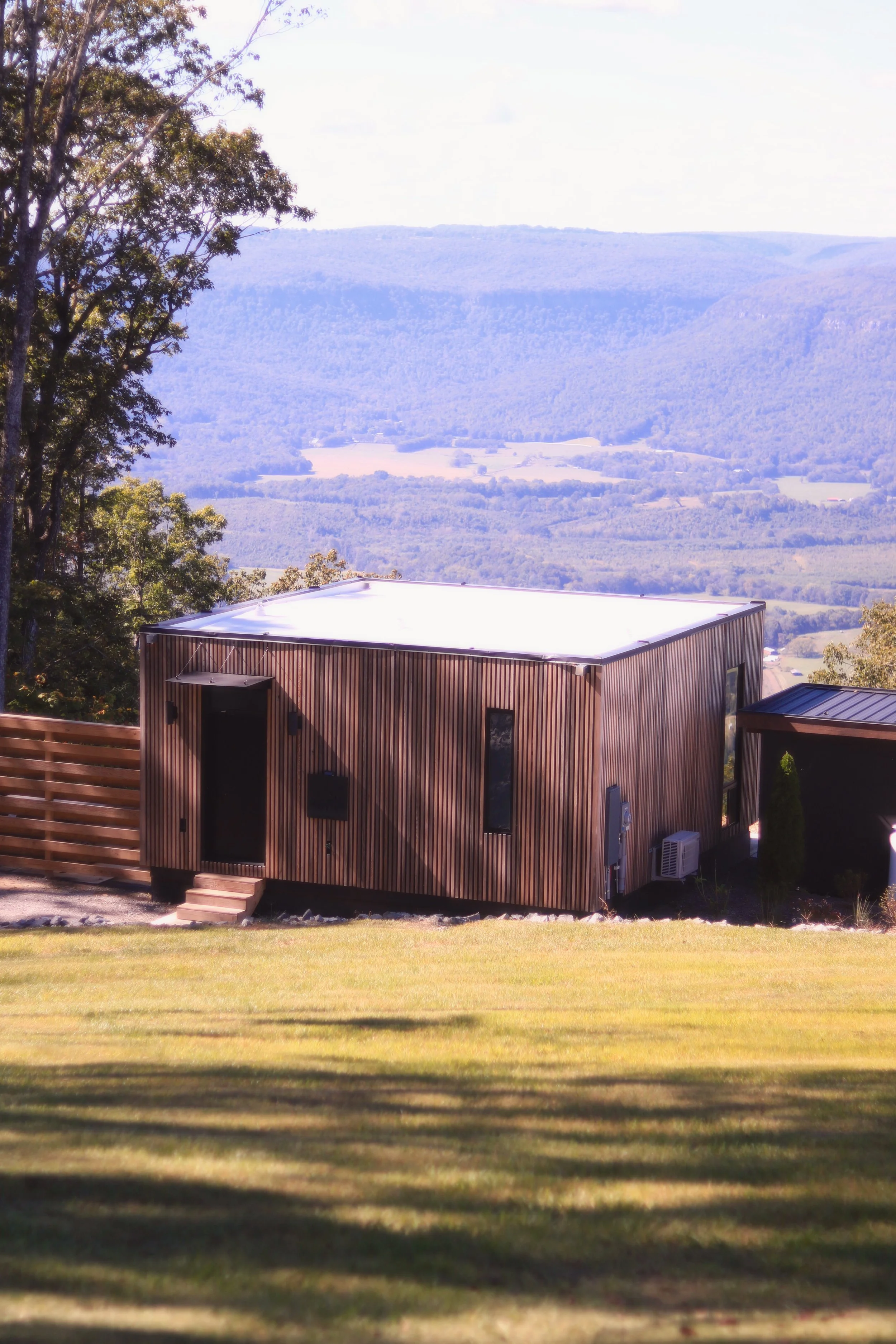 Mountain's Ledge