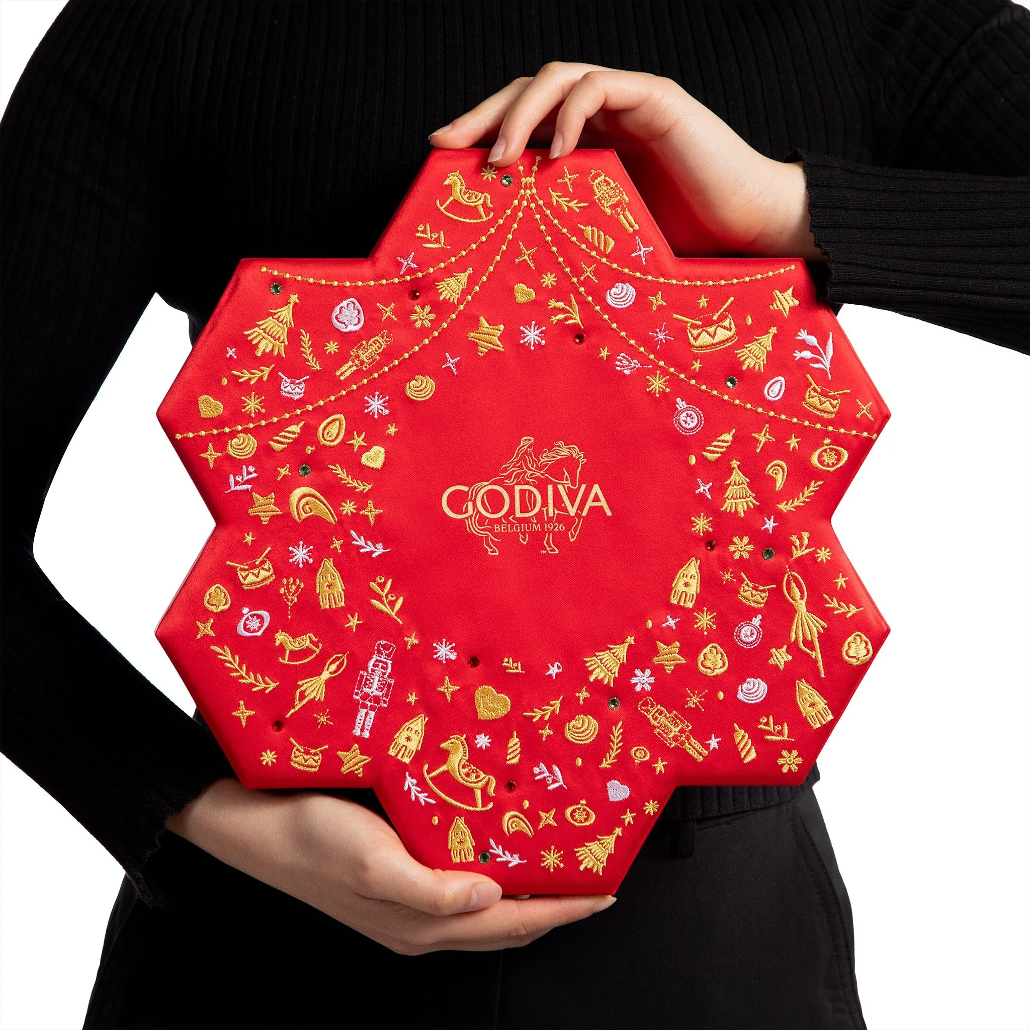 Godiva-Christmas-Ecomm7120_2048x2048.jpg