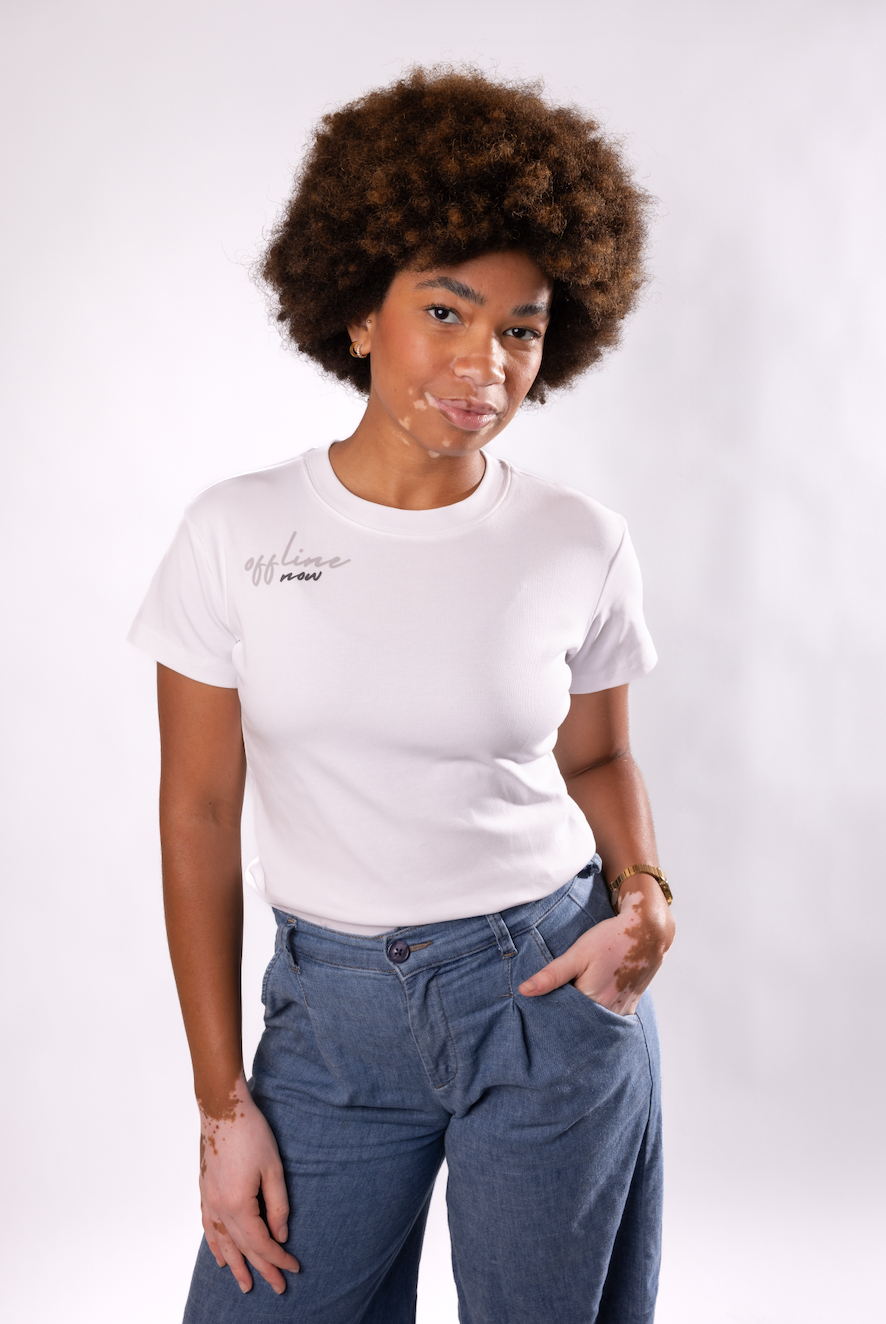 offline | slim fit t-shirt