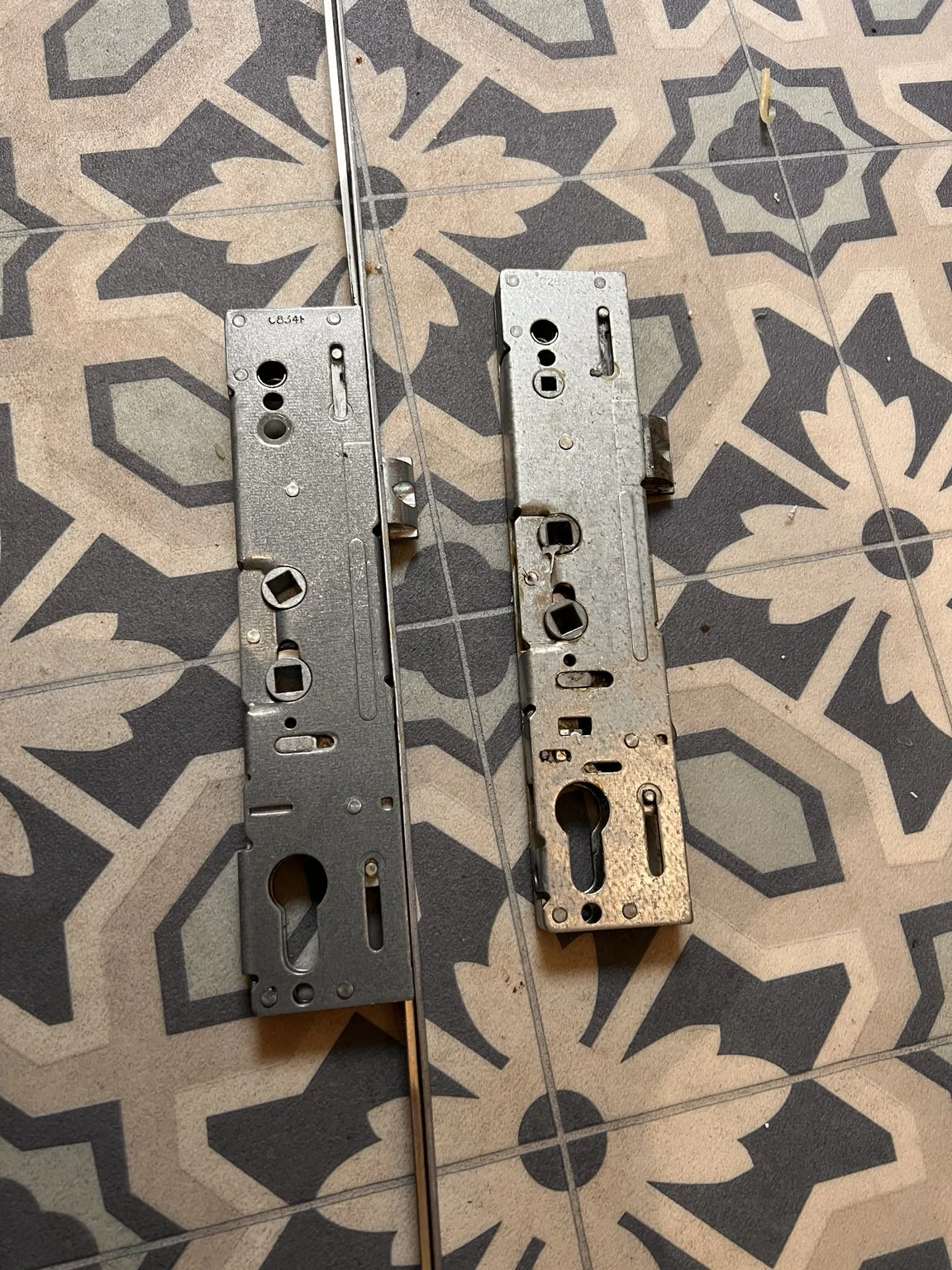 internal multipoint lock gearbox failure