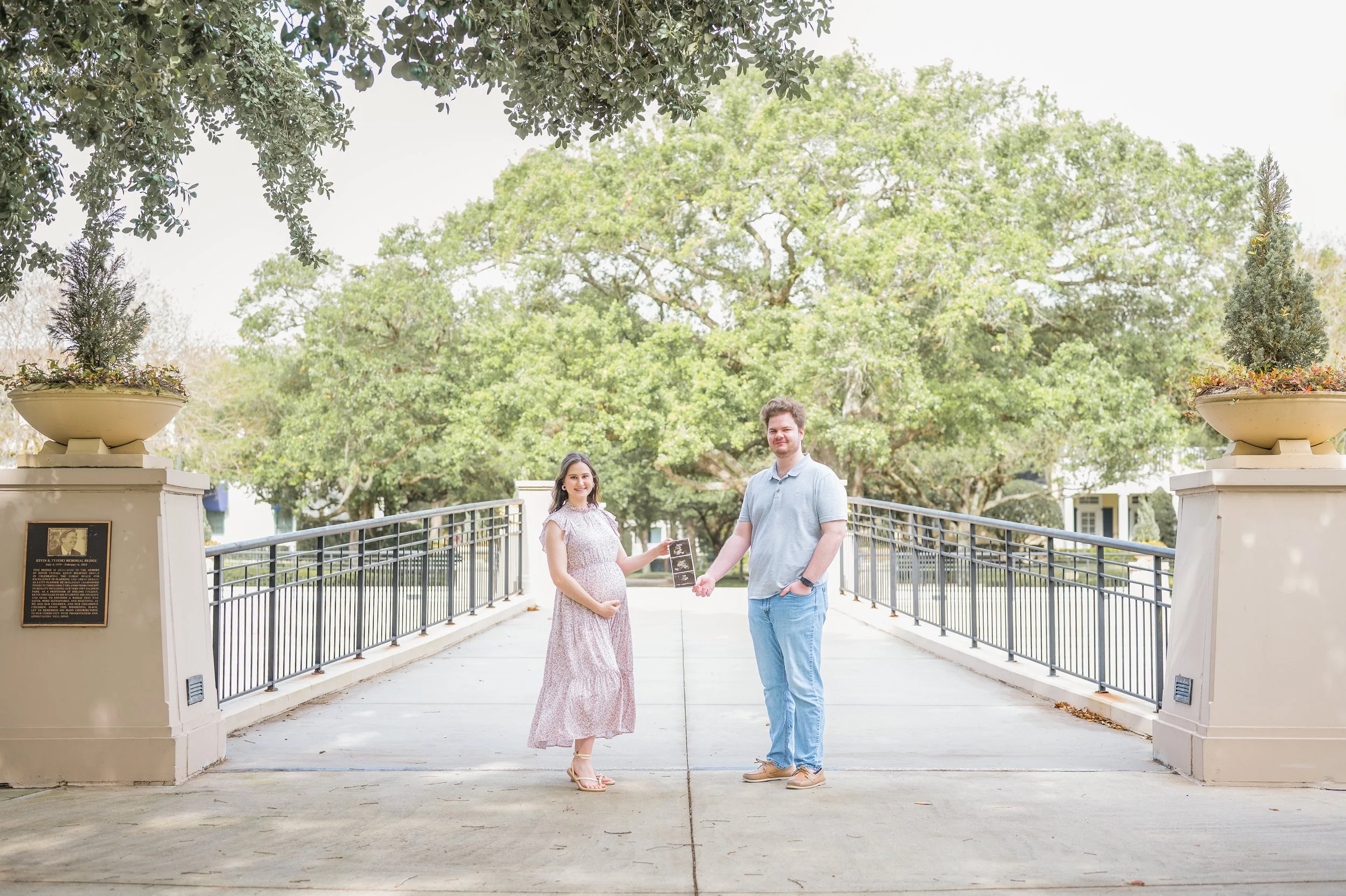 Sarah&Scott_MaternitySession_43_©remainphotographyLLC.jpg