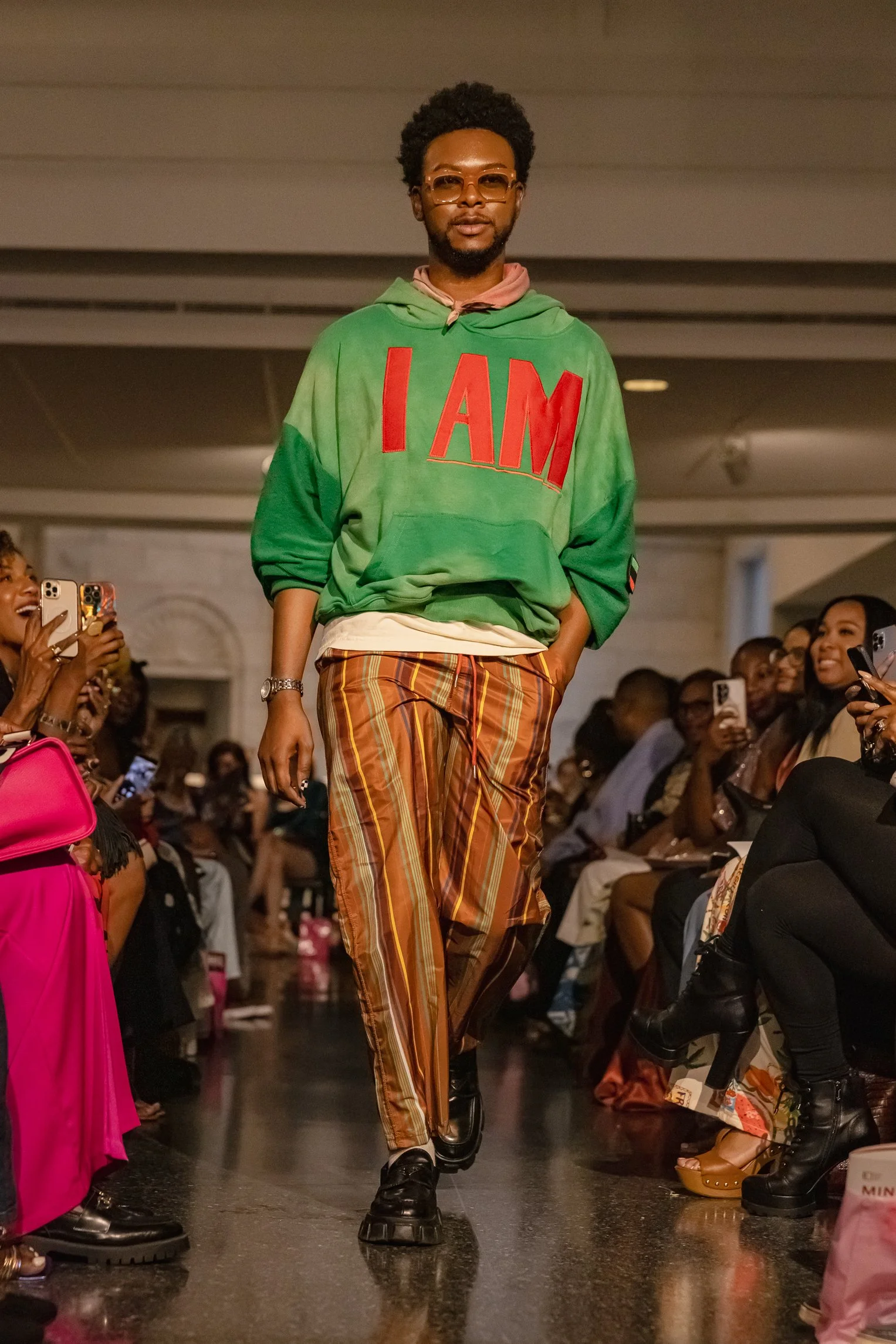 Copy of 250509_brooks-runway_101.jpg