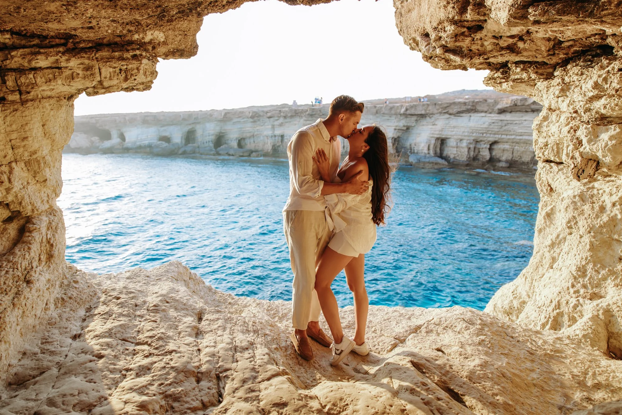 red_heart_arch_beach_proposal7