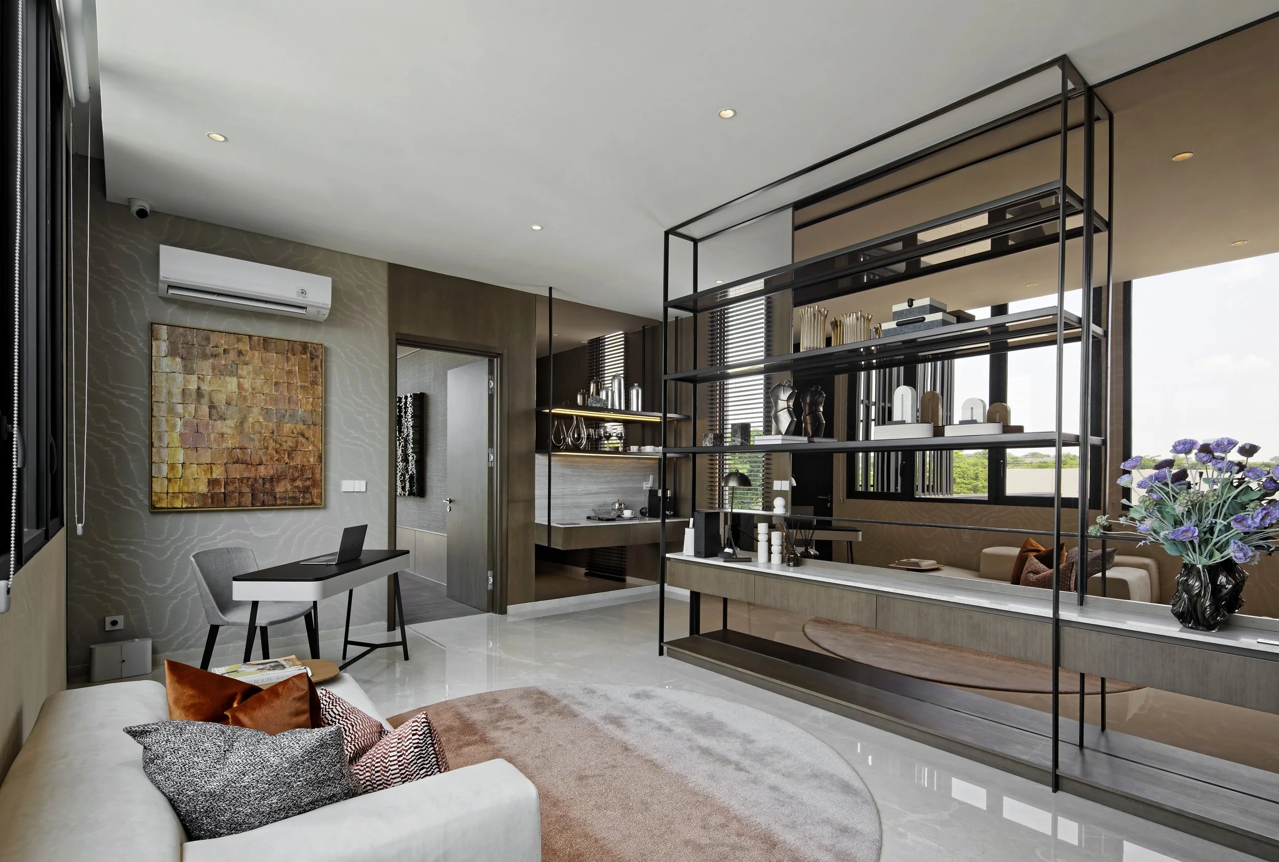 Botanic Villa private workspace with desk and natural light