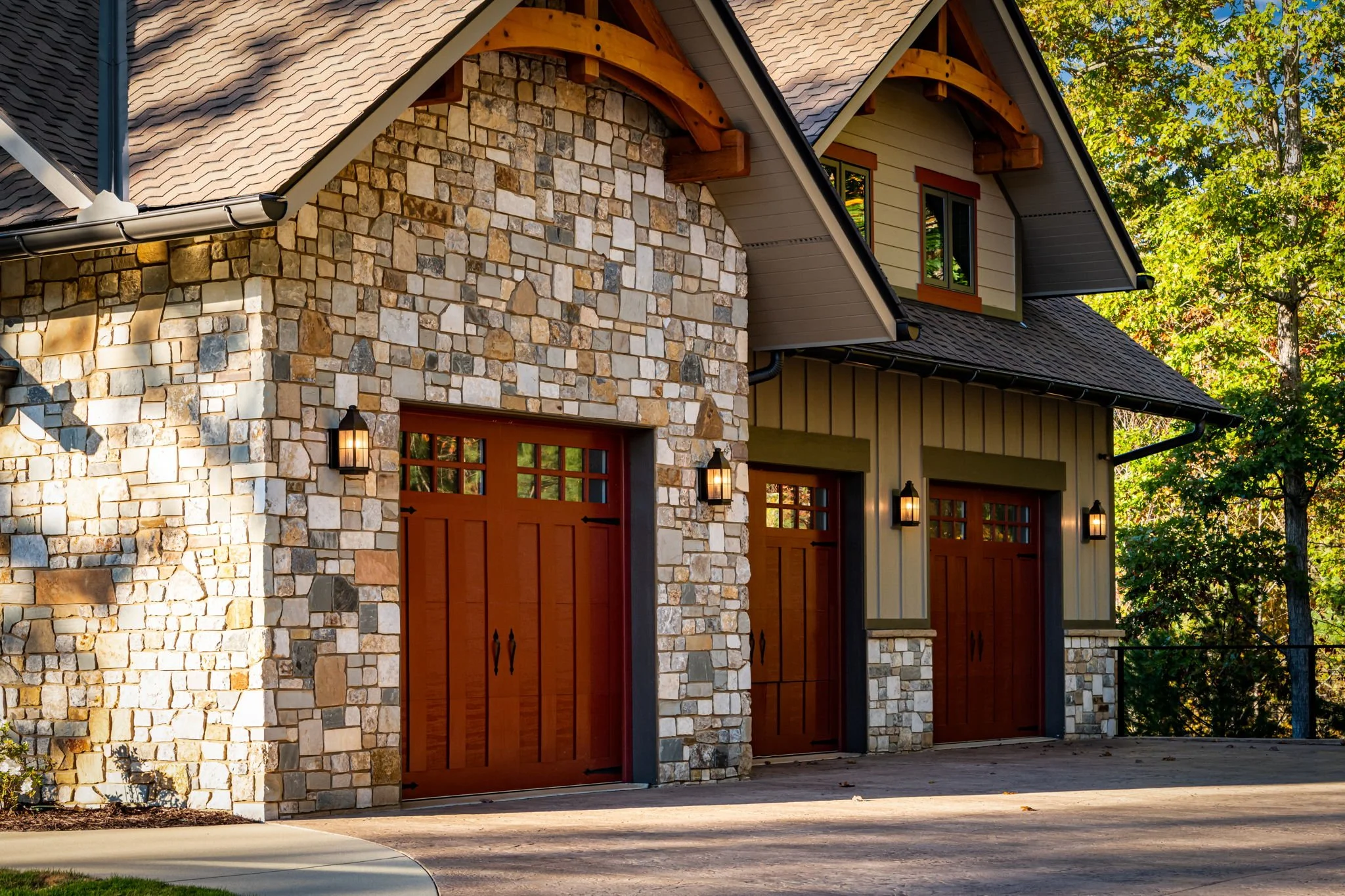 Stone work on garage 