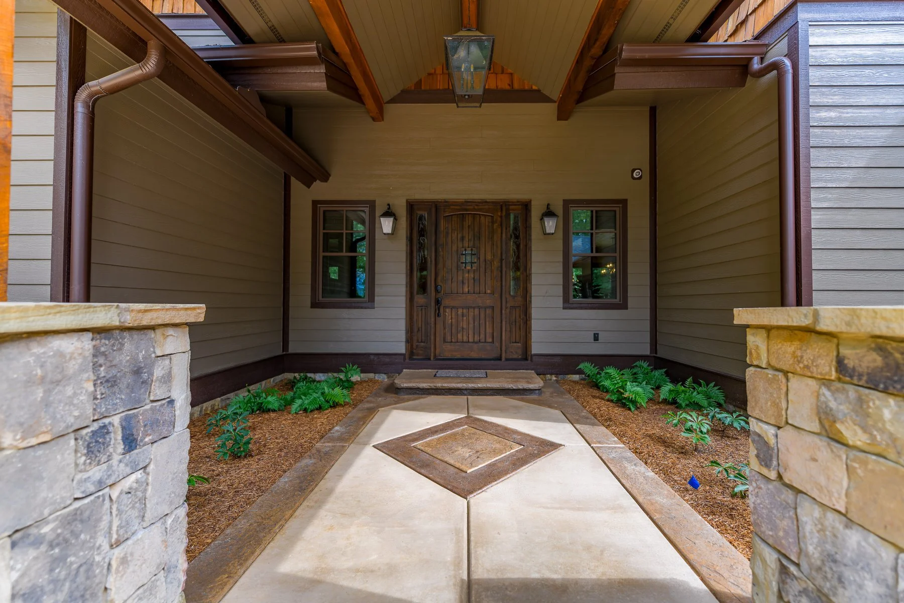 MorgantonGALakeHouse15.jpg