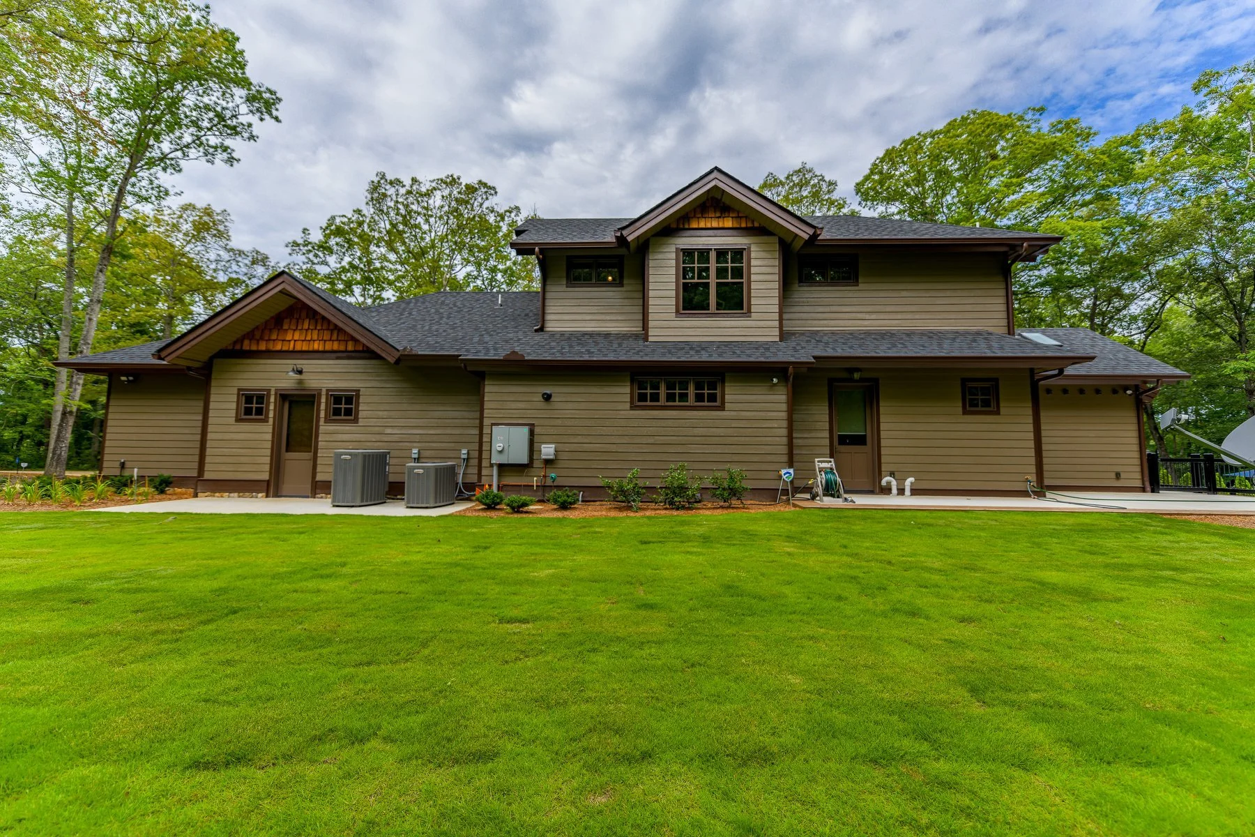 MorgantonGALakeHouse8.jpg