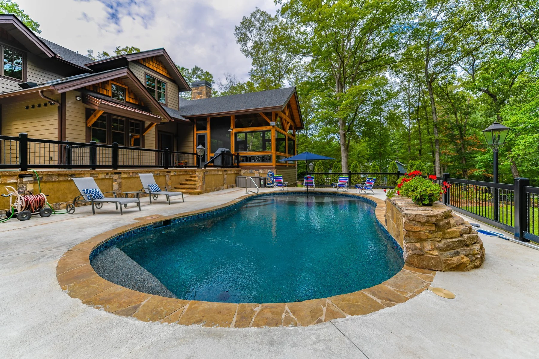 MorgantonGALakeHouse7.jpg