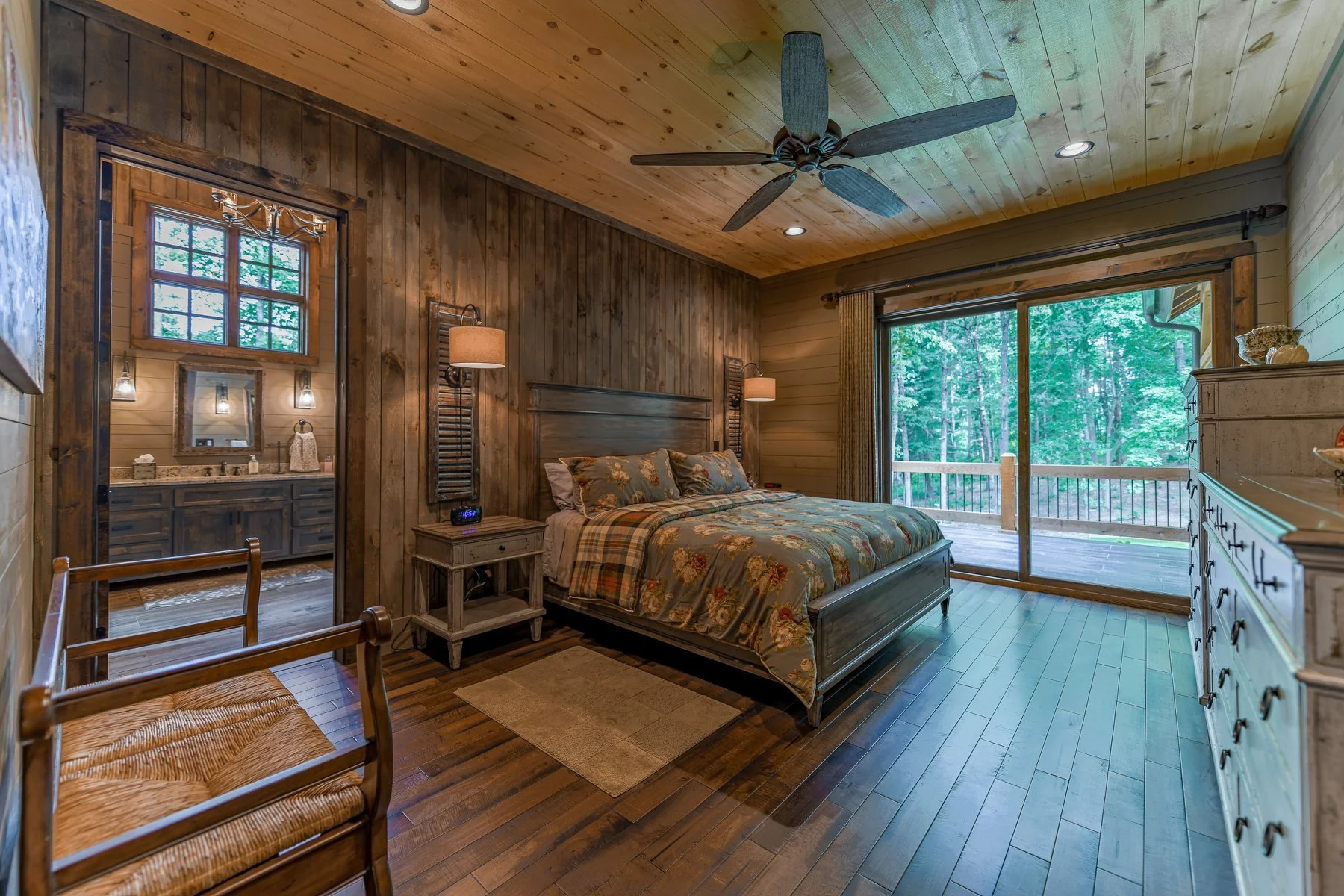 MorgantonGALakeHouse17.jpg
