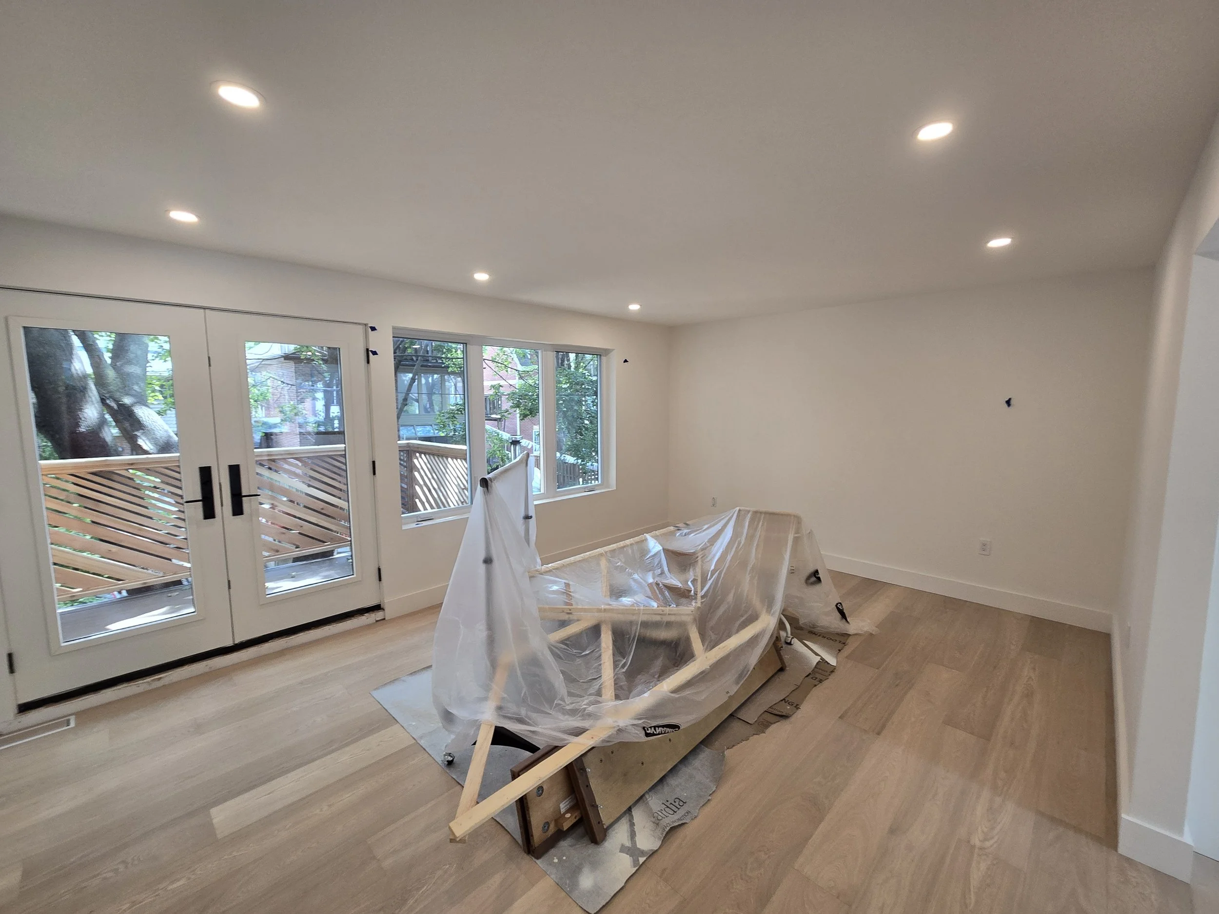 #TorontoPainters #HumberBayPainting #TorontoHomes #InteriorPainting #ExteriorPainting #EtobicokeBusiness #TorontoSmallBusiness #HomeRefresh #PaintPros #WestEndToronto #CraftsmanshipMatters #HousePainter #InteriorPainter #ExteriorPainter #Mimico #Mimi
