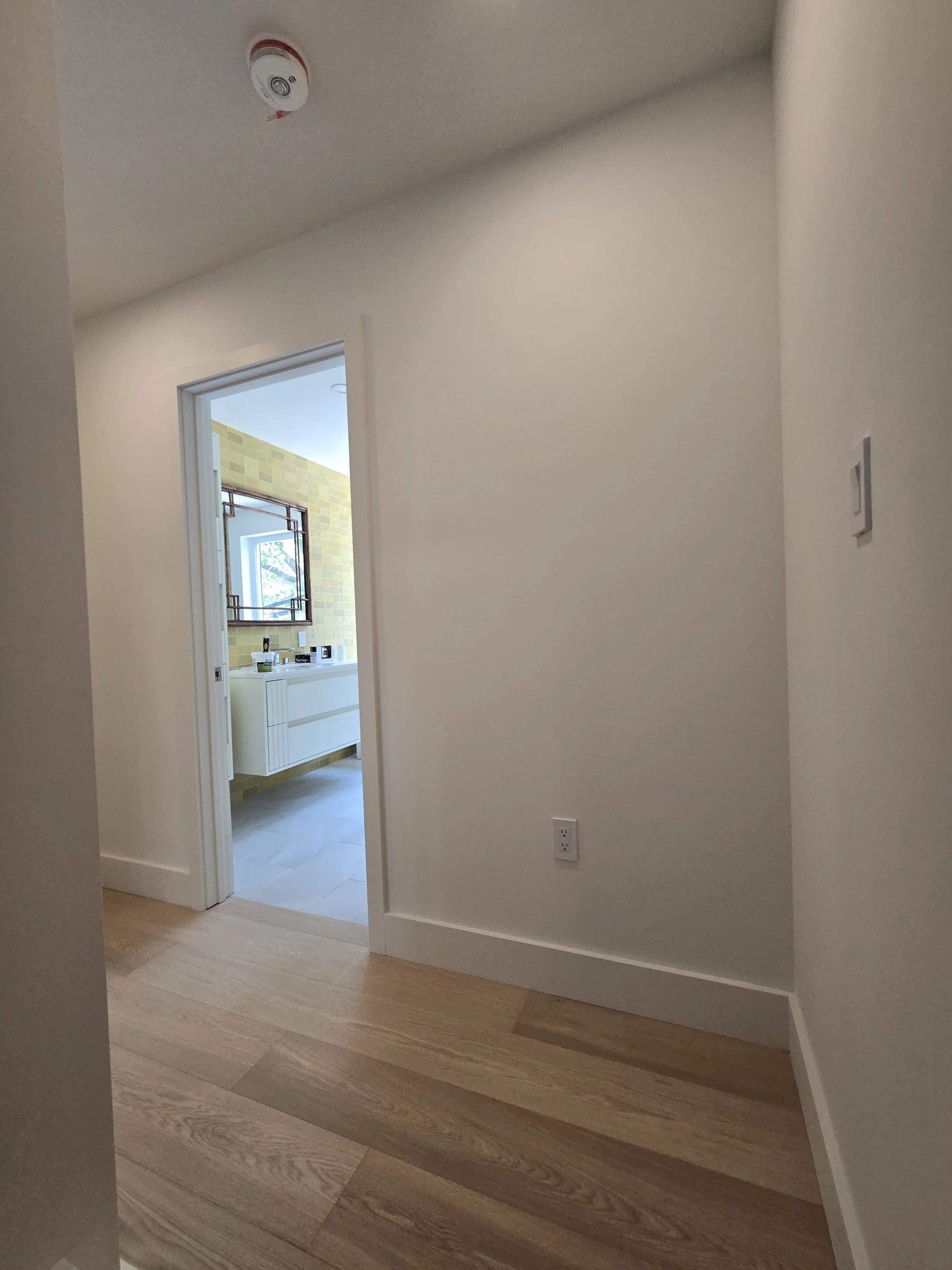 #TorontoPainters #HumberBayPainting #TorontoHomes #InteriorPainting #ExteriorPainting #EtobicokeBusiness #TorontoSmallBusiness #HomeRefresh #PaintPros #WestEndToronto #CraftsmanshipMatters #HousePainter #InteriorPainter #ExteriorPainter #Mimico #Mimi