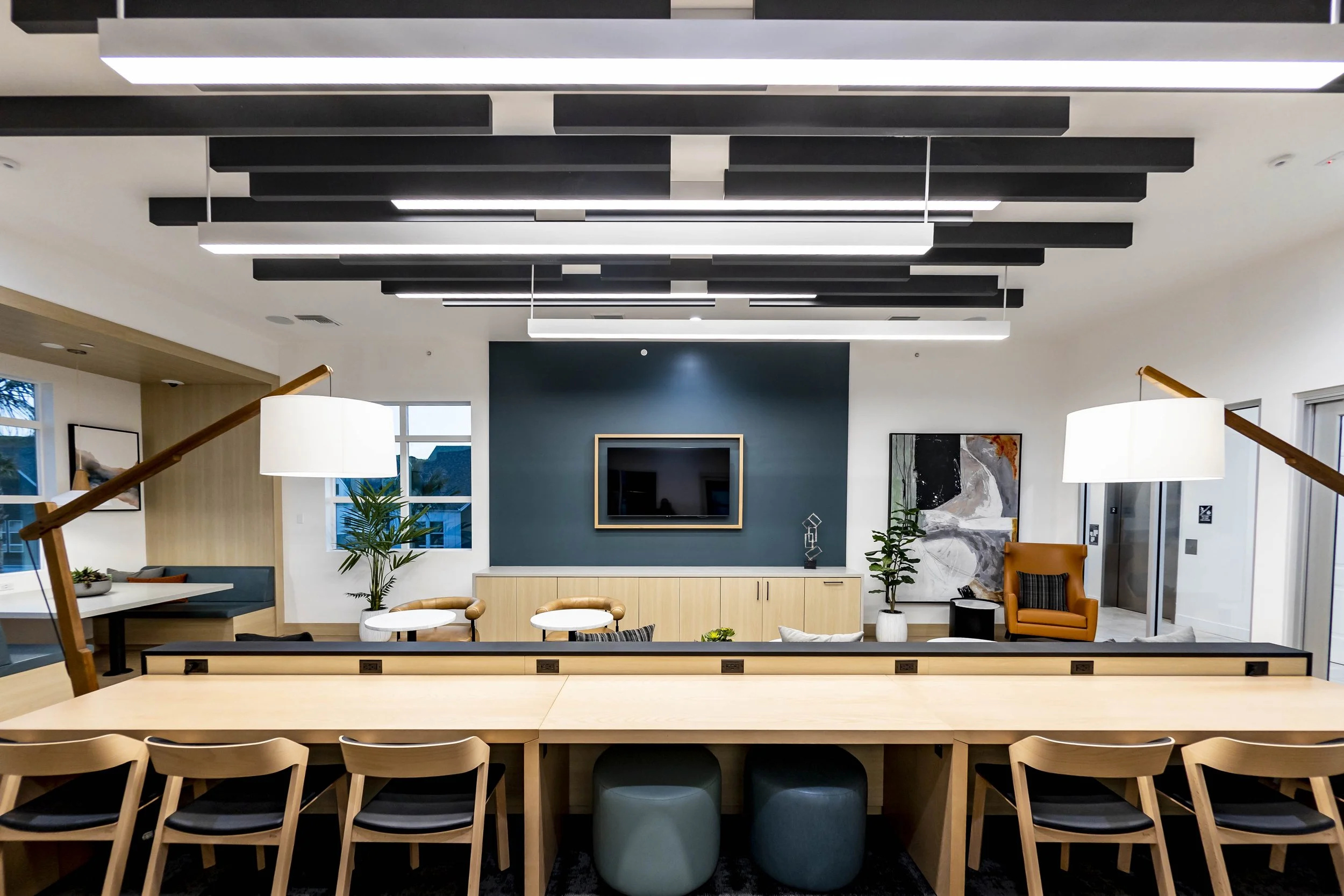 PAC STUDIO_The Residences at Cota Vera_Multifamily_Coworking Lounge