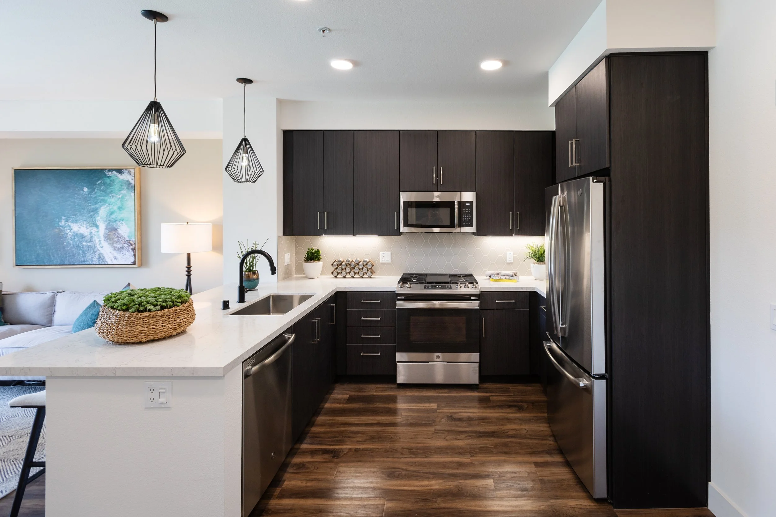 PAC STUDIO_Apartment Unit Finish Scheme_Cabinets_Countertop_Appliances_Backsplash