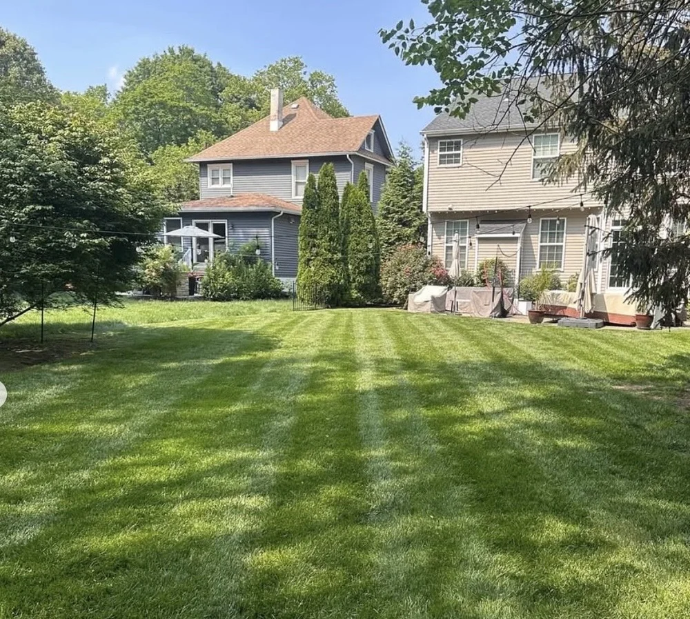 Lawn care in Haddonfield, NJ