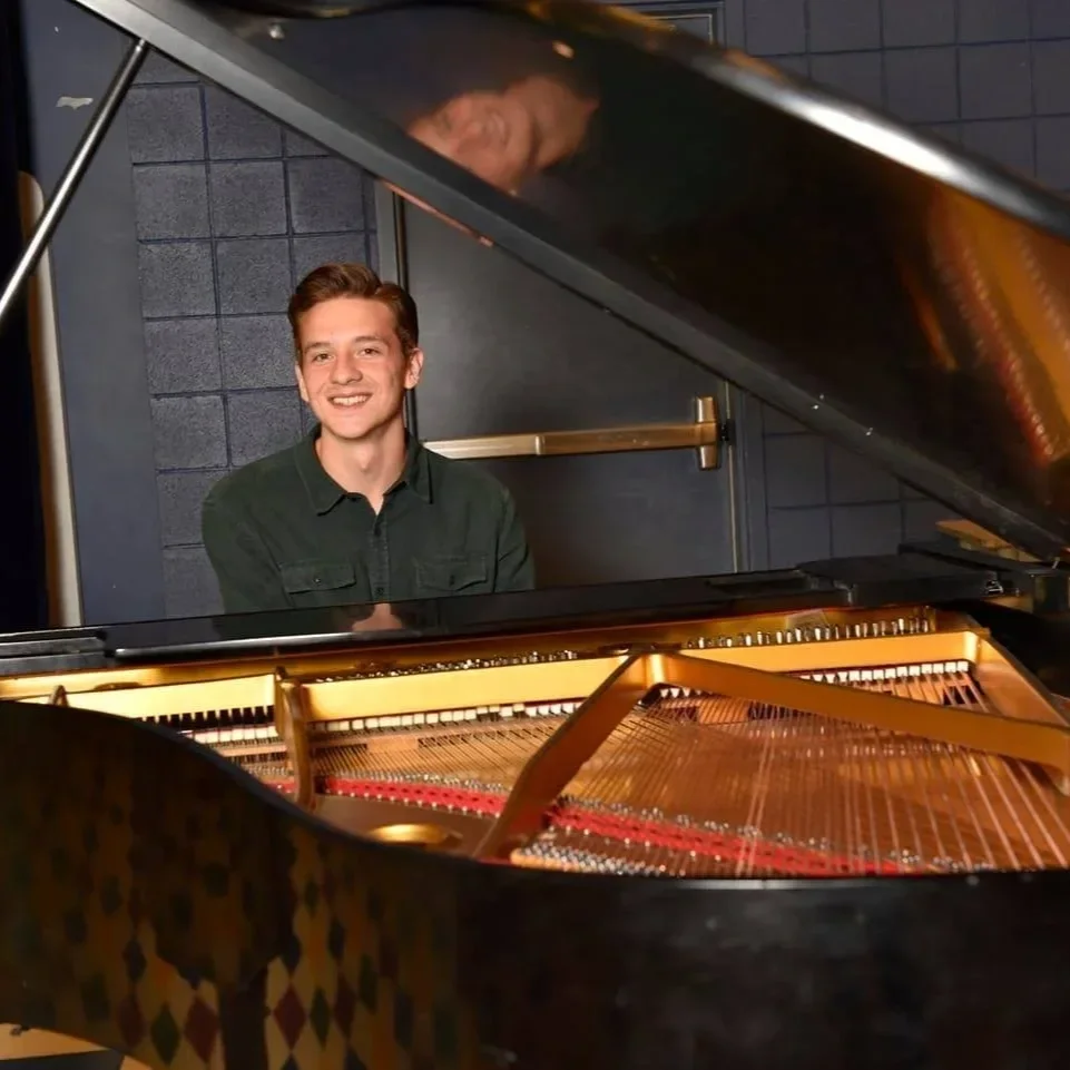 Matthew Watchman, Piano