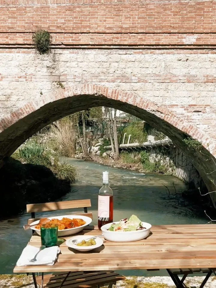 The perfect backyard lunch.

Fabriano, Le Marche- Italy