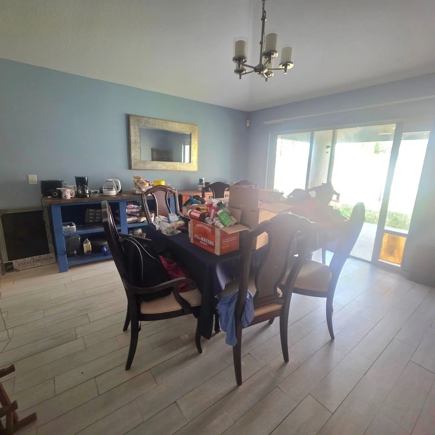 For most... dining room tables aren&rsquo;t always for dining anymore 😅 They become the catch-all of everyday life. Sometimes the key isn&rsquo;t more storage &mdash; it&rsquo;s less clutter, repurposing pieces, and letting go of what no longer serv