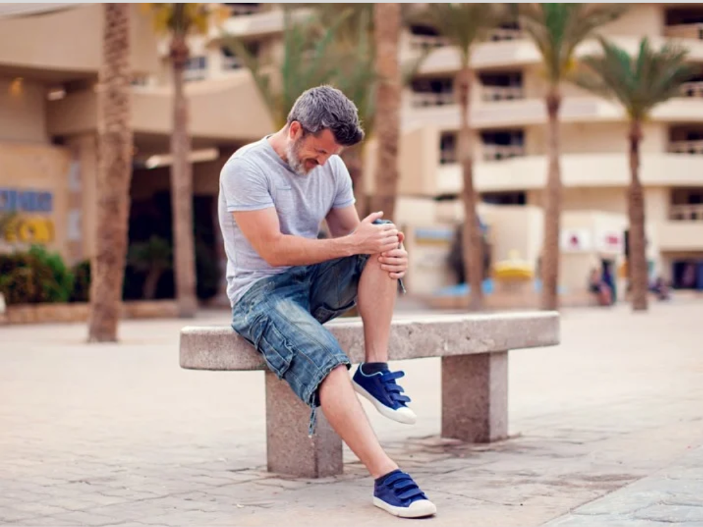 slow healing wound on lower leg that may indicate poor circulation or peripheral artery disease