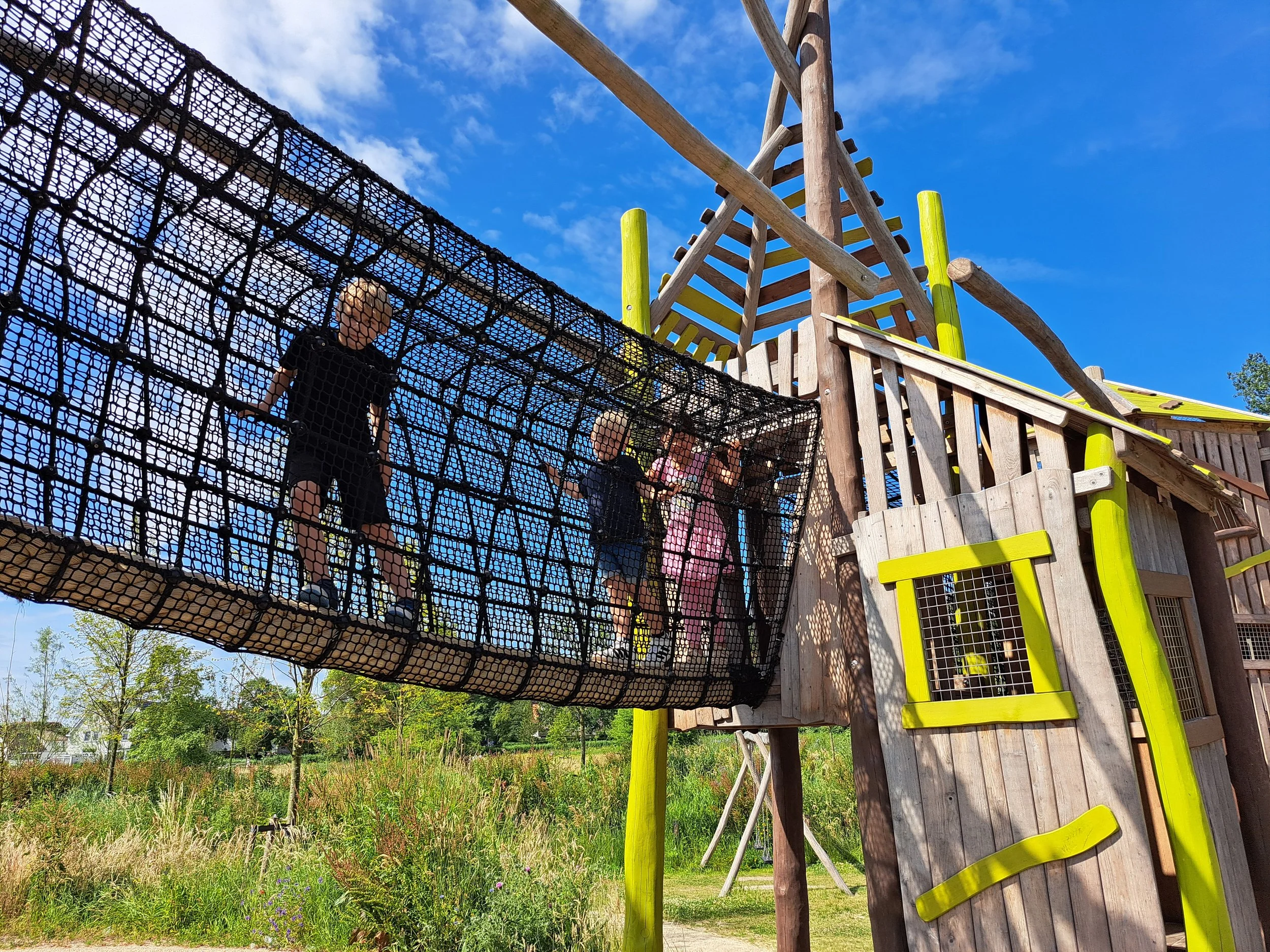 Landschapspark Noordwijk loopbrug.jpg