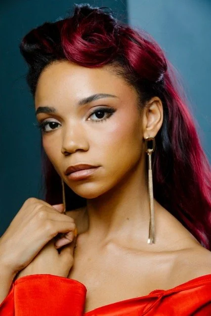 Soft Glam @oliveraflower