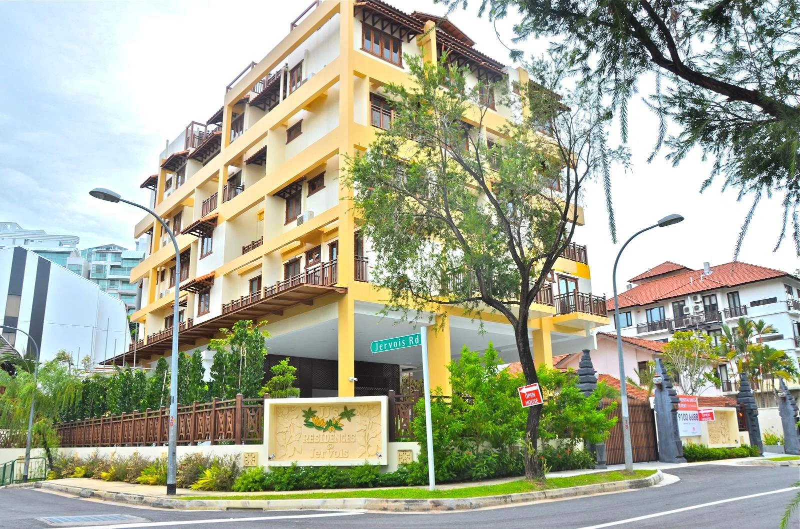 Redevelopment into a Luxury 6-Storey Apartment , Land: 13,500 sqft