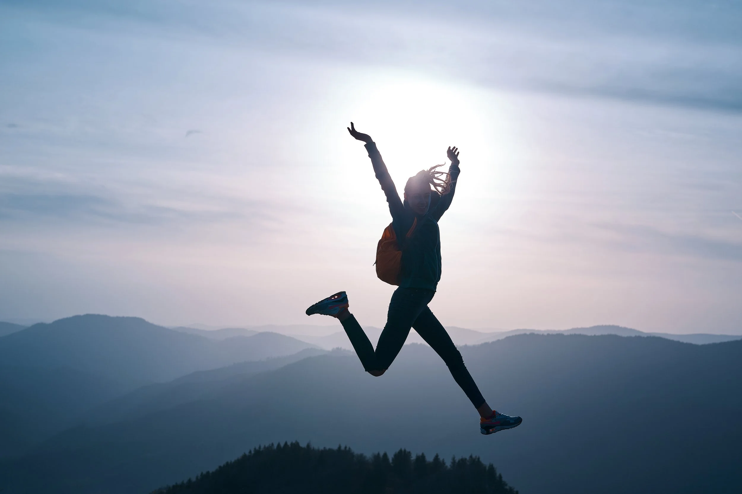 feelings_happy_AdobeStock_233682754.jpeg