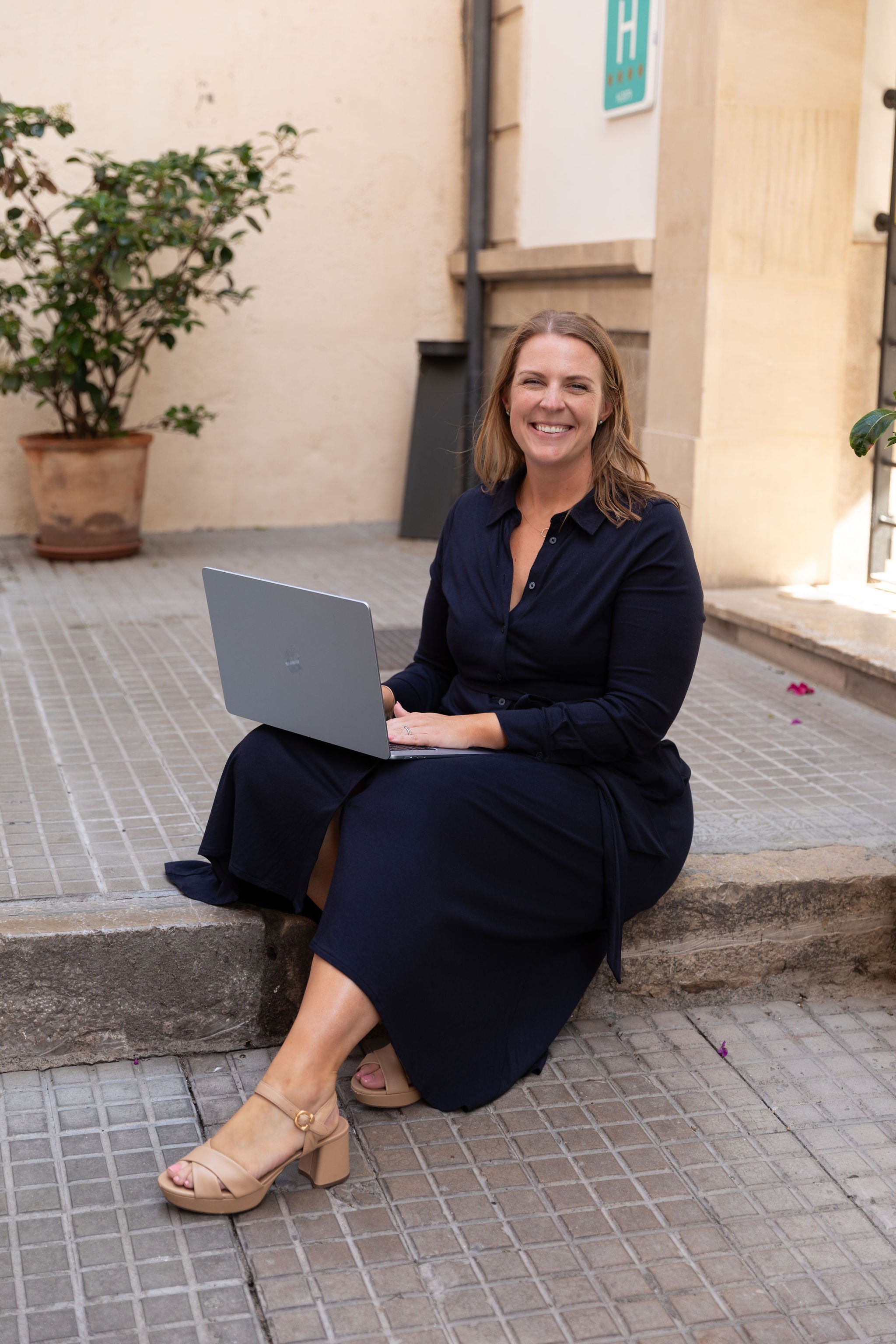 LaurenFlemming-ByAdelePhotographyPersonalBrandingPhotographerMallorca-17.jpg