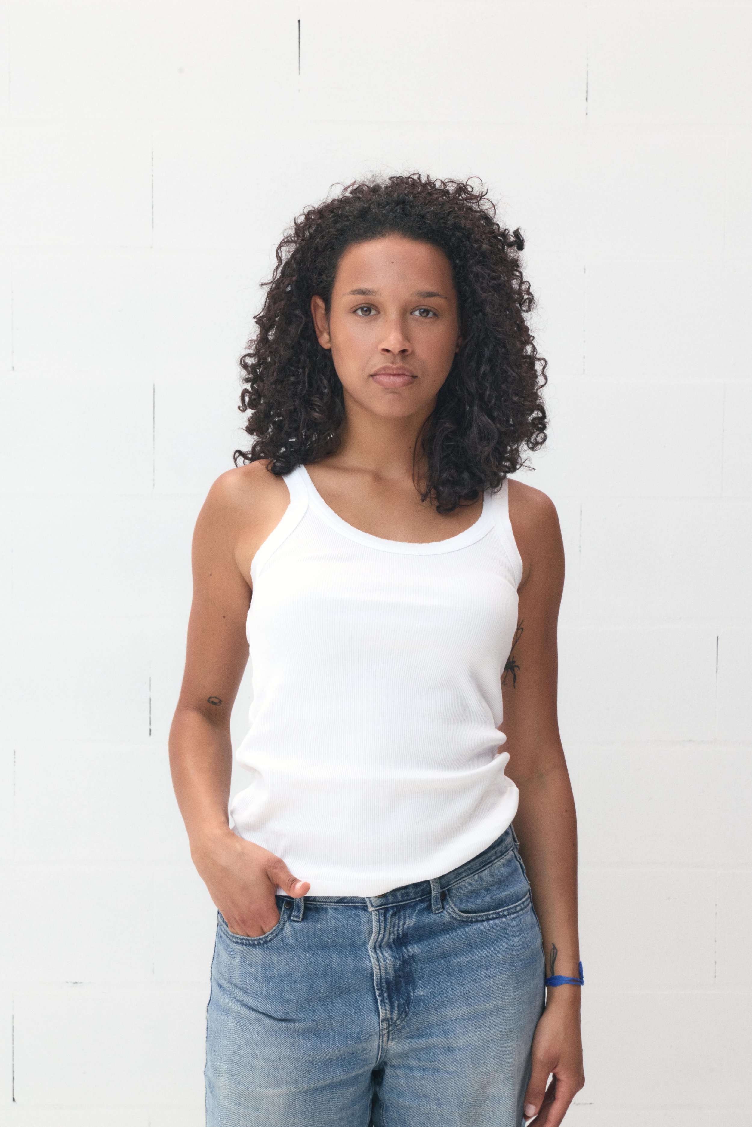 RED AGENCY MODELS5745.jpg