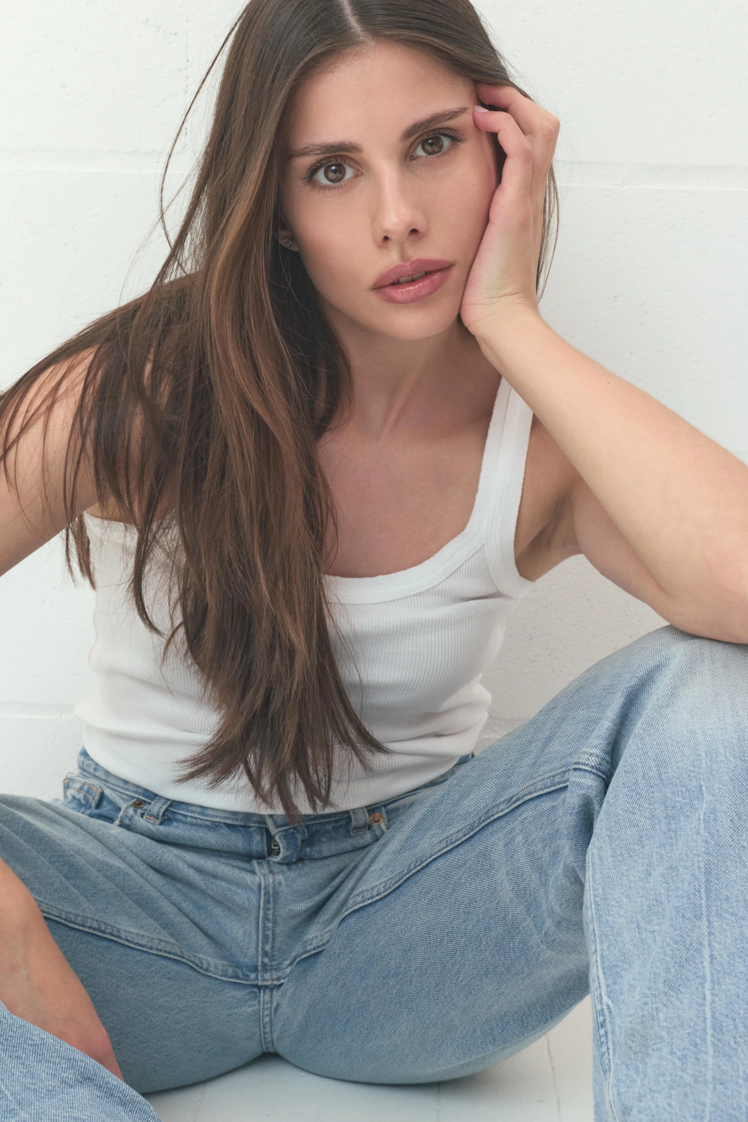 RED AGENCY MODELS5723.jpg