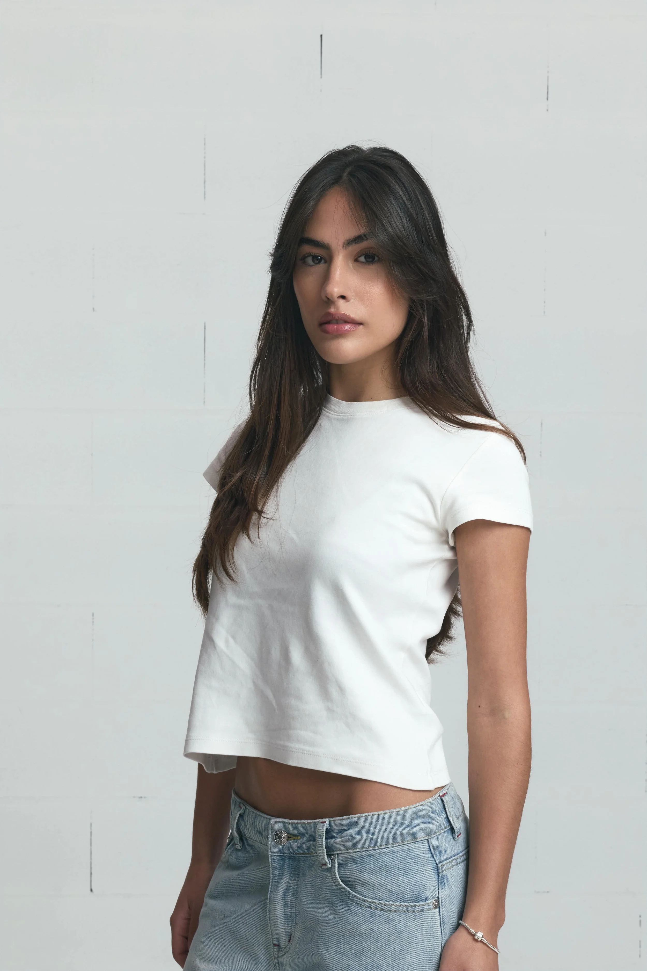 RED AGENCY MODELS5316.jpg