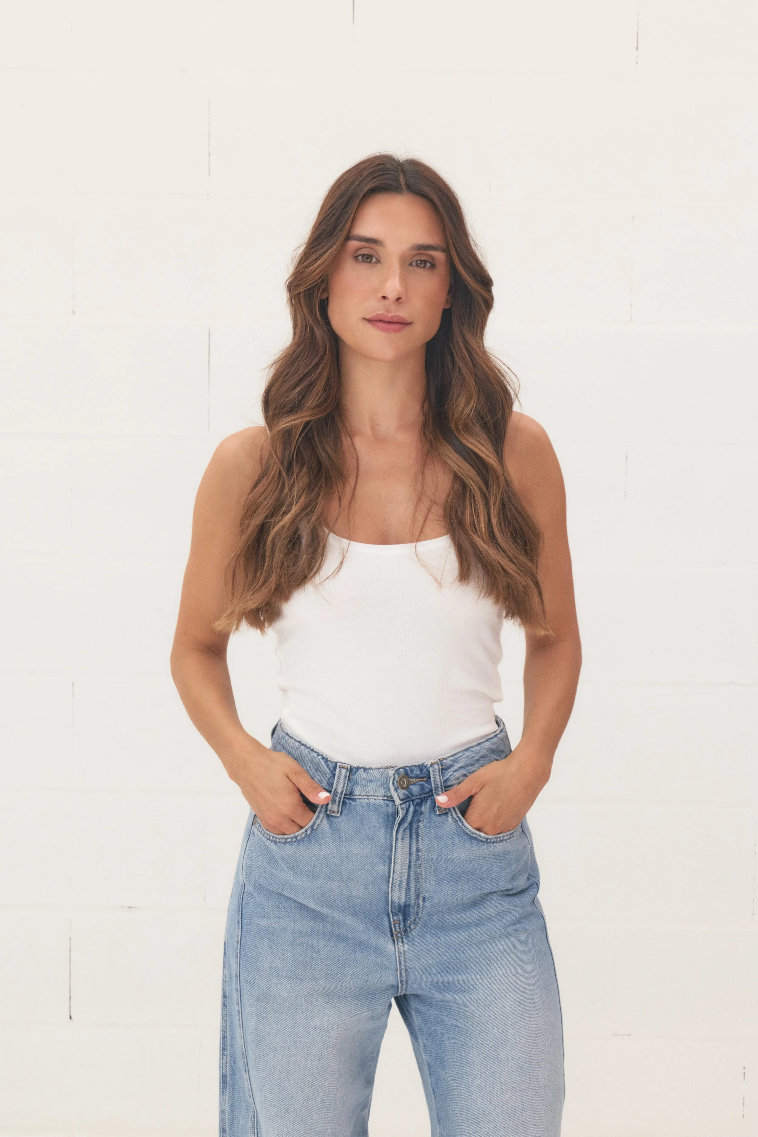 RED AGENCY MODELS6024.jpg