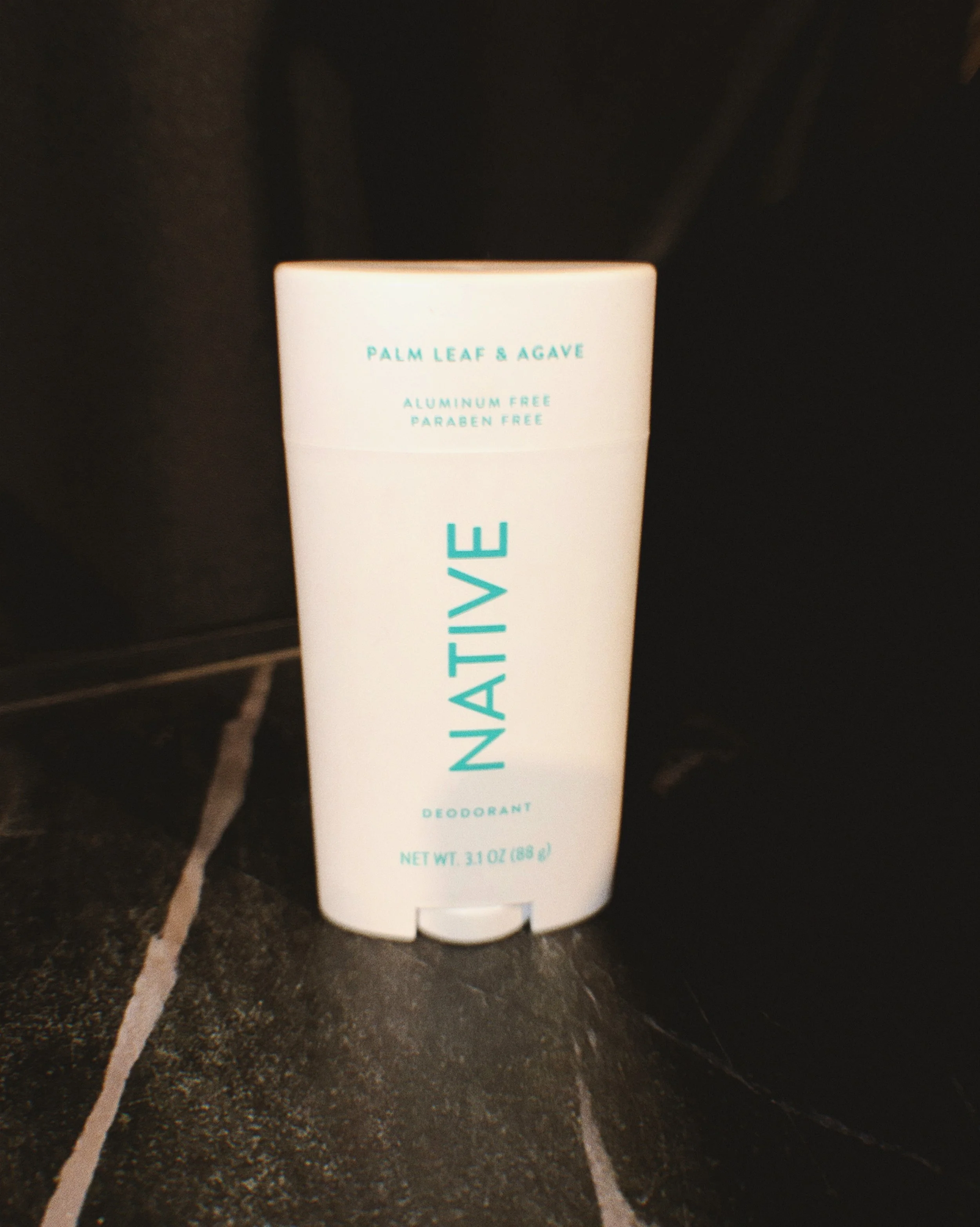 I love the formula and how it feels on my skin. It&rsquo;s lightweight smells good and doesn&rsquo;t leave a white cast. Perfect to grab on the go and put on before bedtime. Highly recommend.

@influenster @native #complimentary #GiftedByNative #Nati