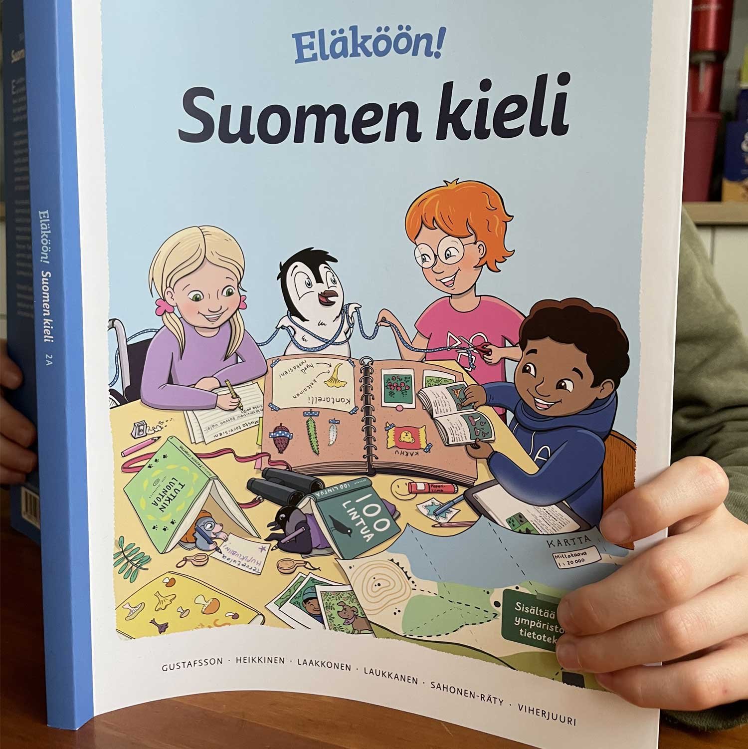 Kuvituksia Eläköön! Suomen kieli 2A -⁠kirjaan. Edita 2024.