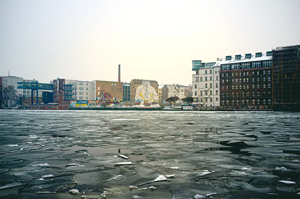 50.Berliner_BluGrafitti.jpg