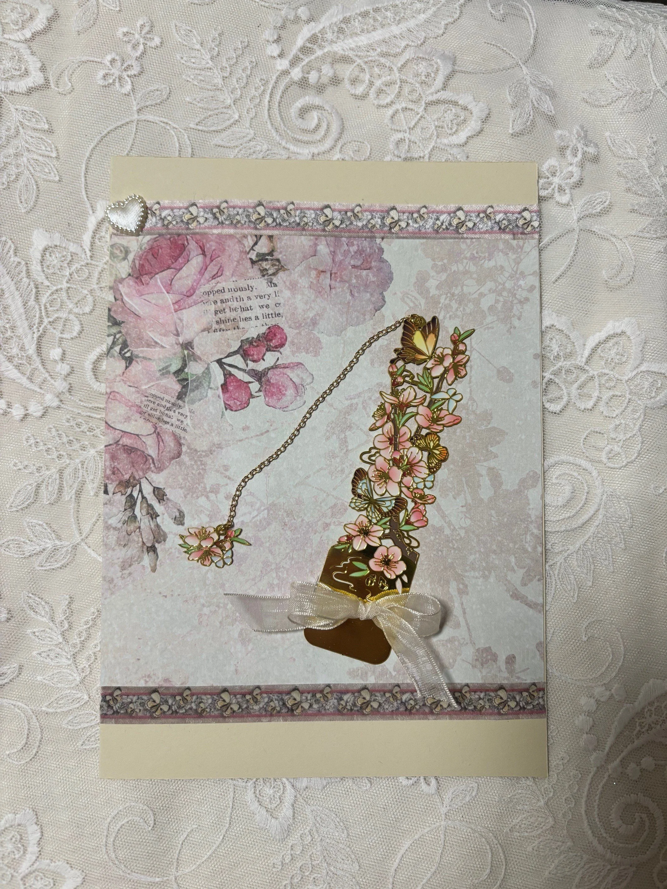 Romantische Karte mit Buchzeichen Mandelblüten