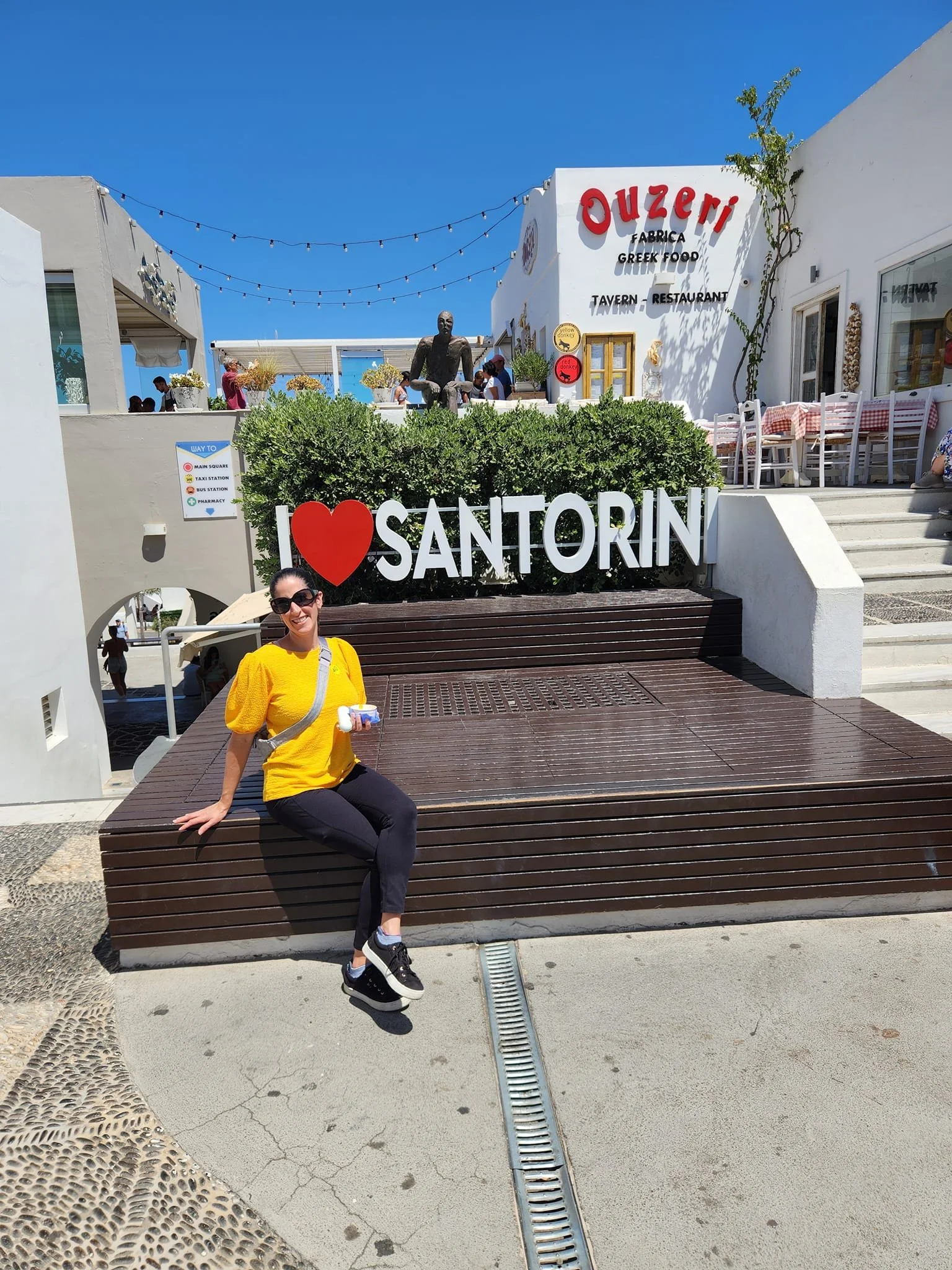 santorini.jpg