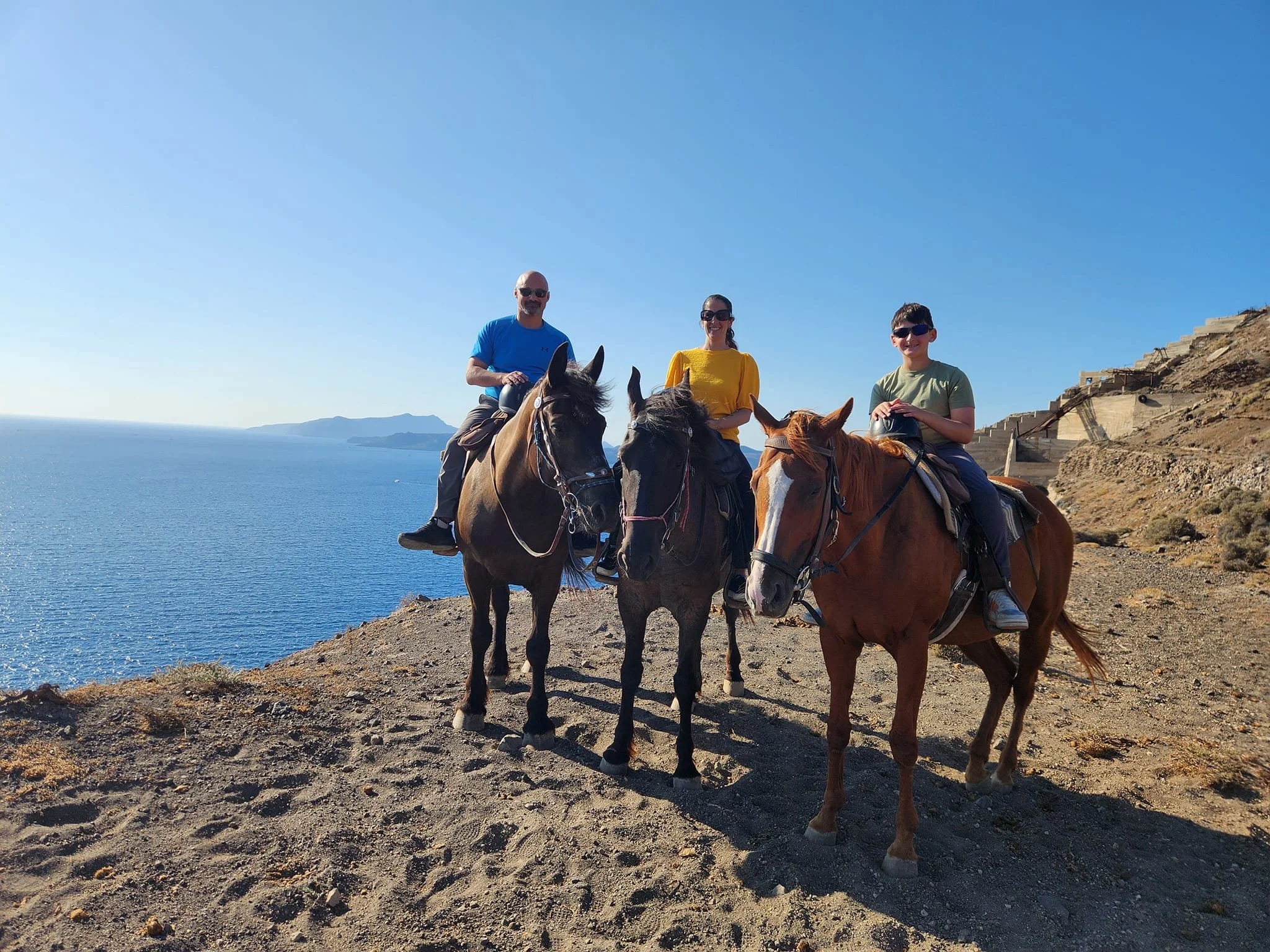 horse santorini.jpg