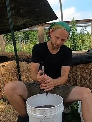 SqueezingCompostExtract.jpg