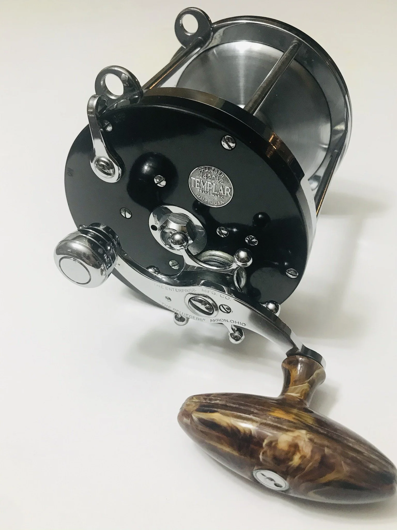 Conventional Reels vs. Spinning Reels